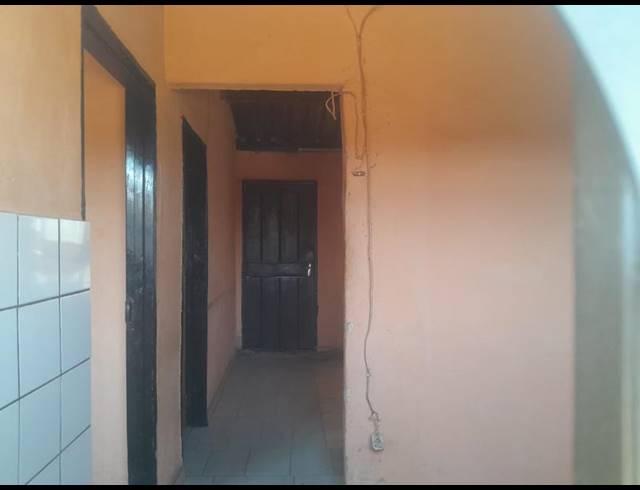 2 BEDROOM HOUSE FOR SALE IN PALM RIDGE